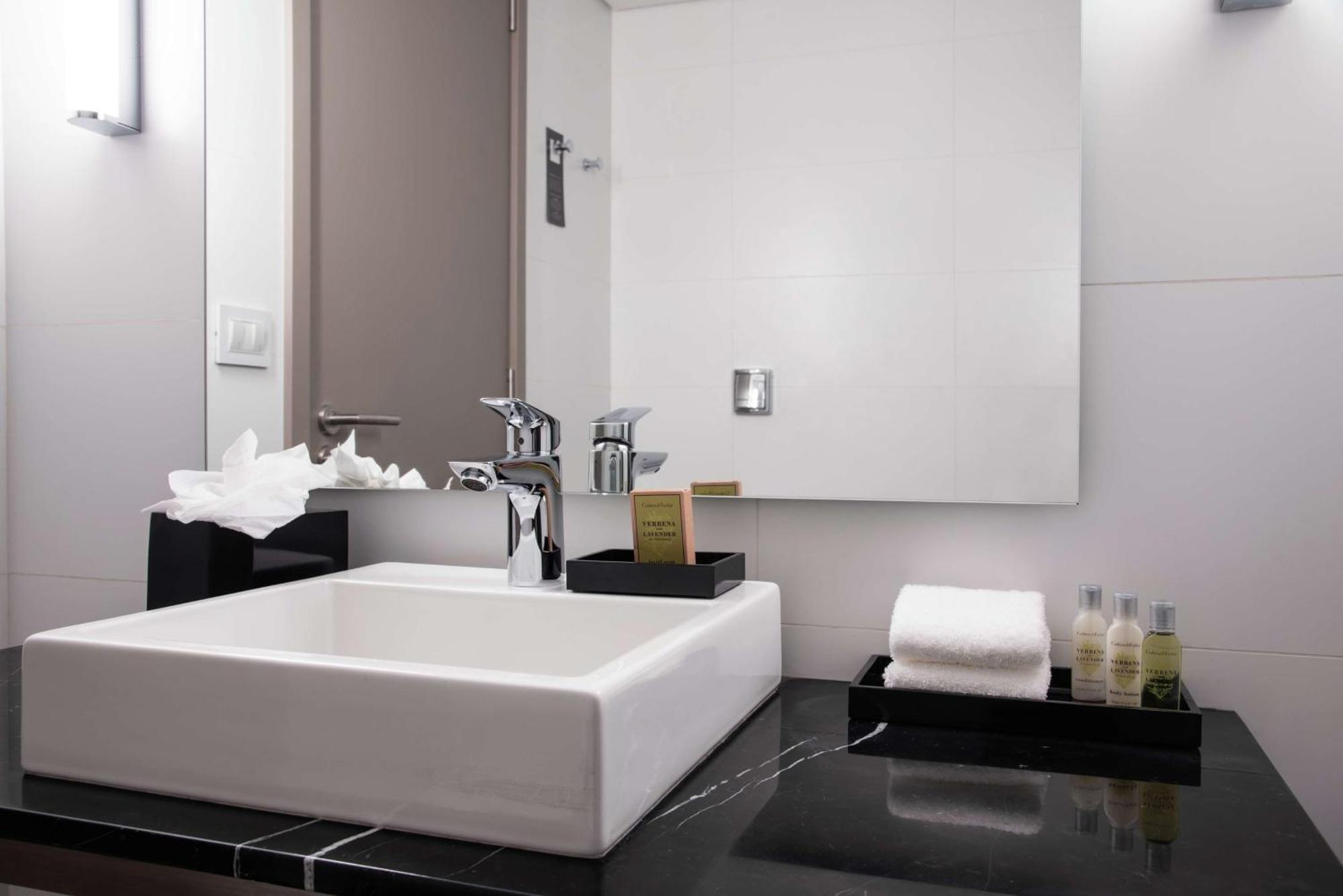 Soro Montevideo, Curio Collection By Hilton Hotel Bagian luar foto